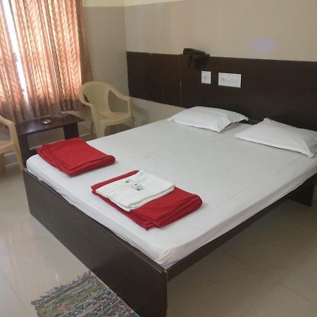 Subhadra Comforts Hotel Shimoga Exterior photo