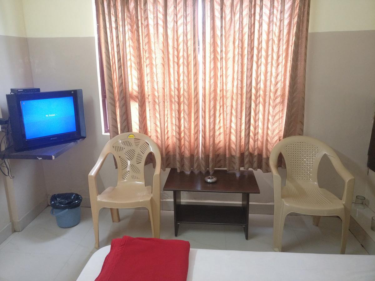 Subhadra Comforts Hotel Shimoga Exterior photo